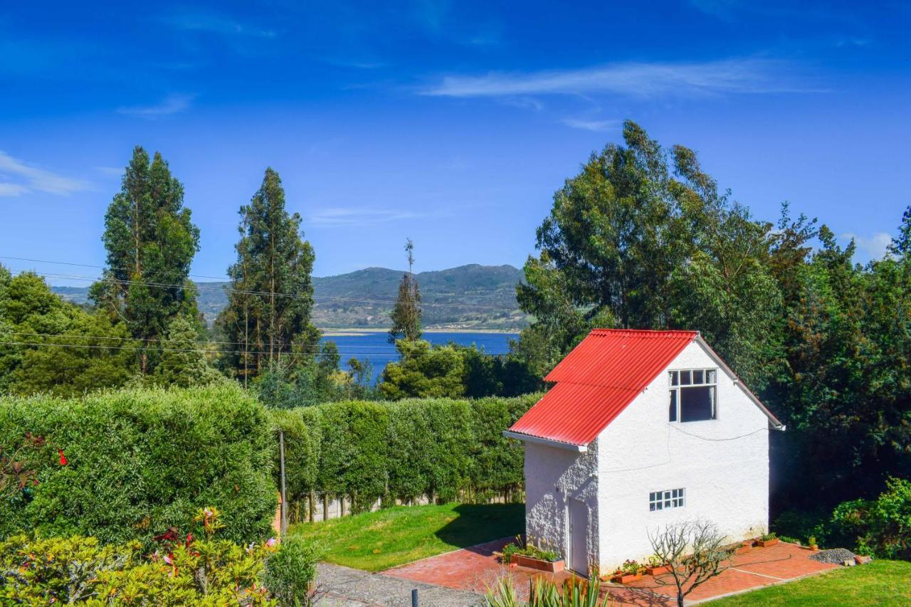 Villa Santa Helena Гуатавита Экстерьер фото