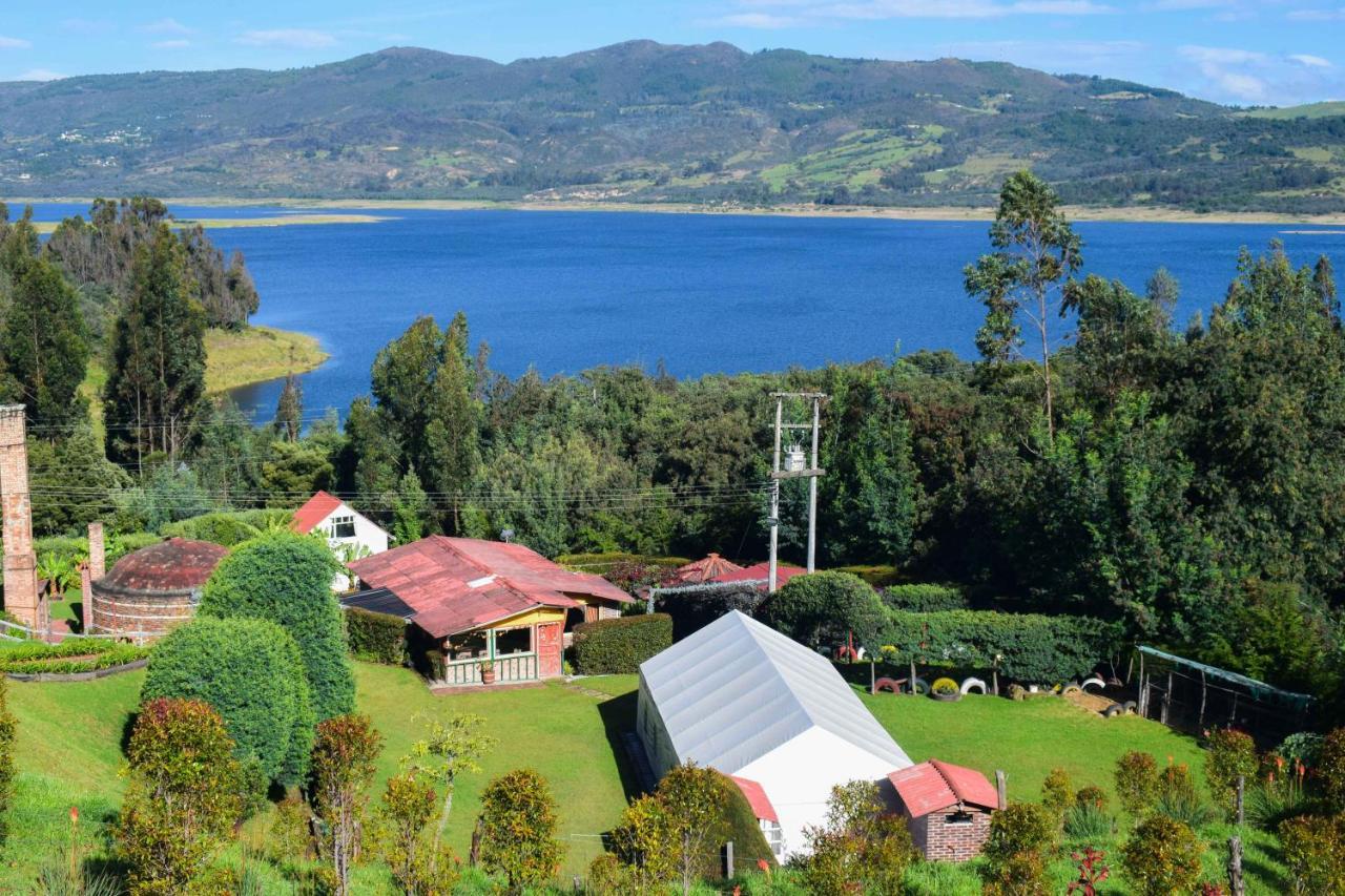 Villa Santa Helena Гуатавита Экстерьер фото