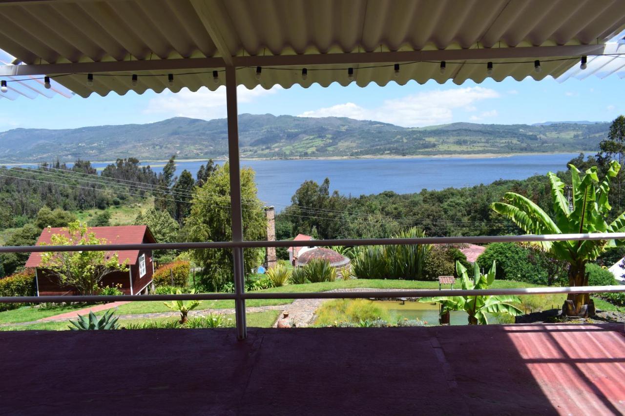 Villa Santa Helena Гуатавита Экстерьер фото